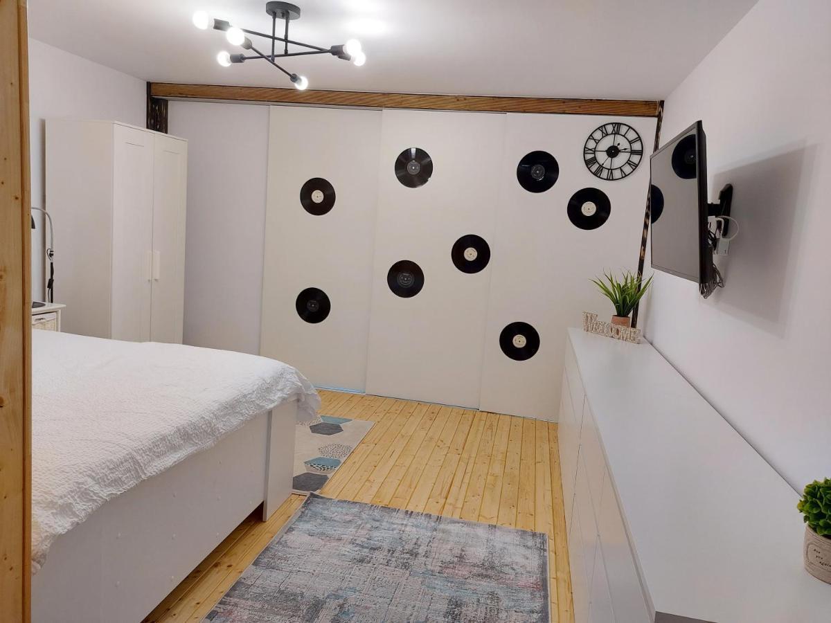 Studio 22 Крайова Экстерьер фото